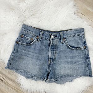 Levi’s 501 Button Fly Cut Off Jean Shorts 25